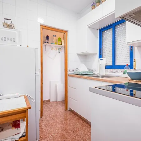 Marinasunbeach Moriones 70 *